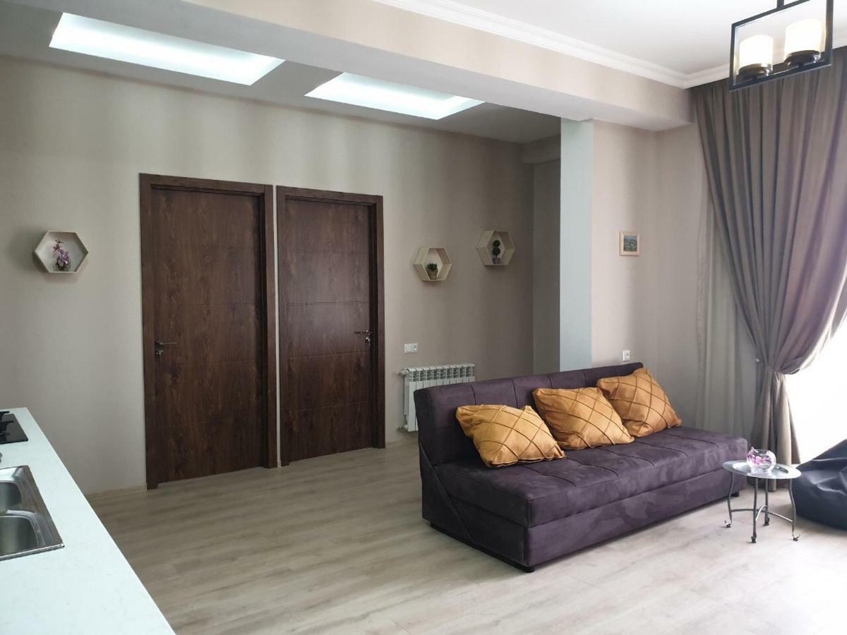 Vazi Aparthotel Tbilisi Exterior photo